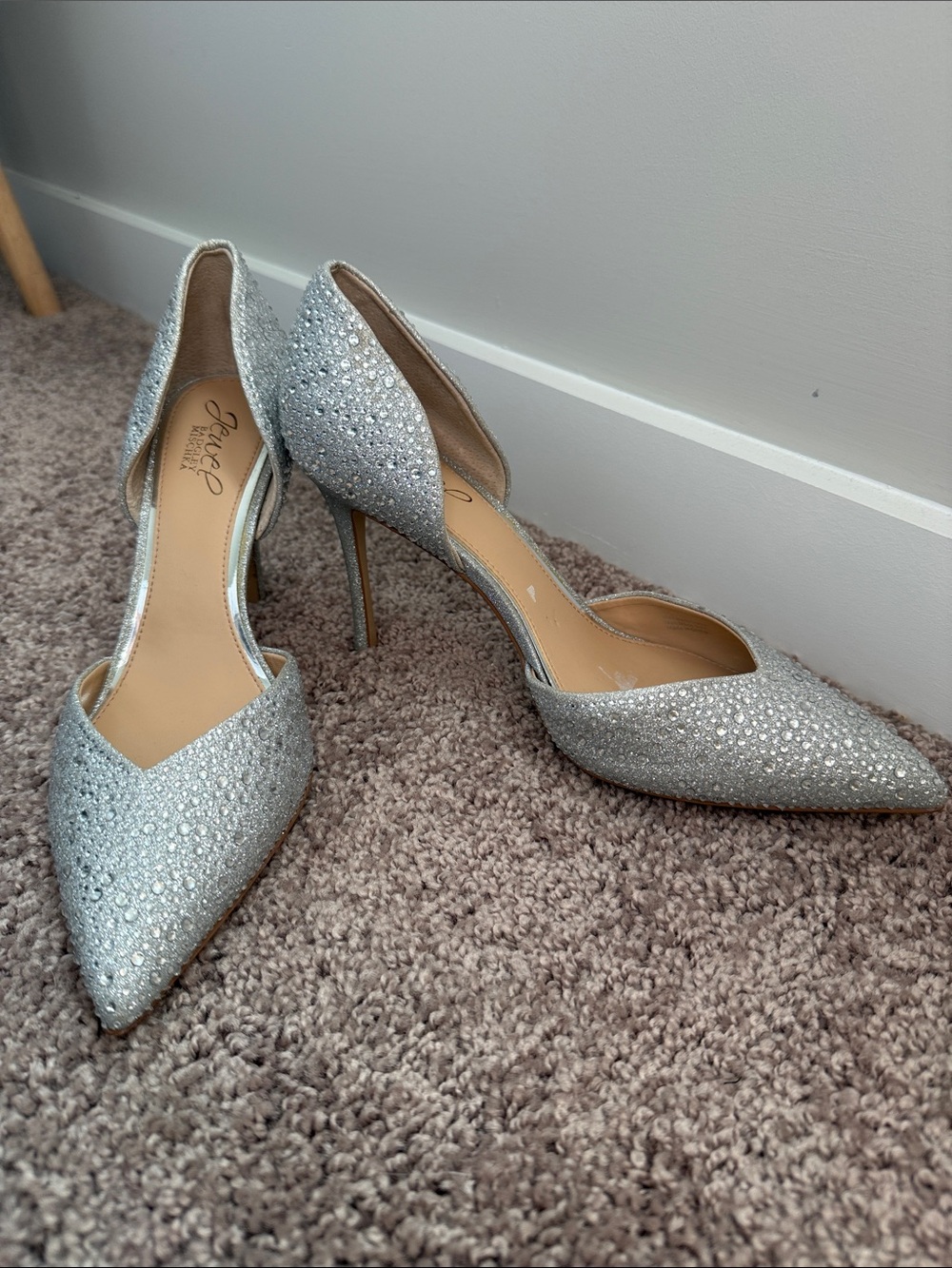 Jewel Badgley Mischka Sparkling Silver Pointed D'Orsay Pumps